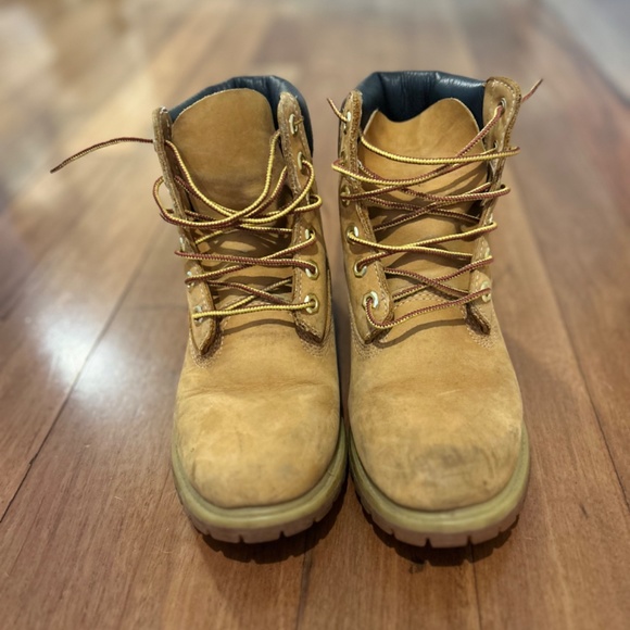 Timberland Boot Women’s 7 - Picture 3 of 4